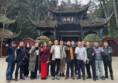 ULUPURE 2025 Premier Distributor Annual Conference Successfully Held! ULUPURE 2025 Premier Distributor Annual Conference Successfully Held!