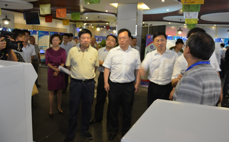 A delegation led by Gou Zhengli, Vice Mayor of Chengdu, visited Pixian County