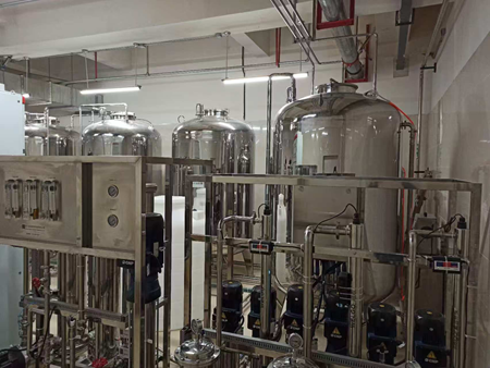 Pure Water System in Laboratory