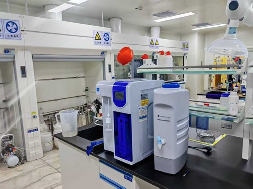 What Should Be Used to Store Pure Water and Ultrapure Water