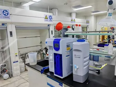 What Should Be Used to Store Pure Water and Ultrapure Water?
